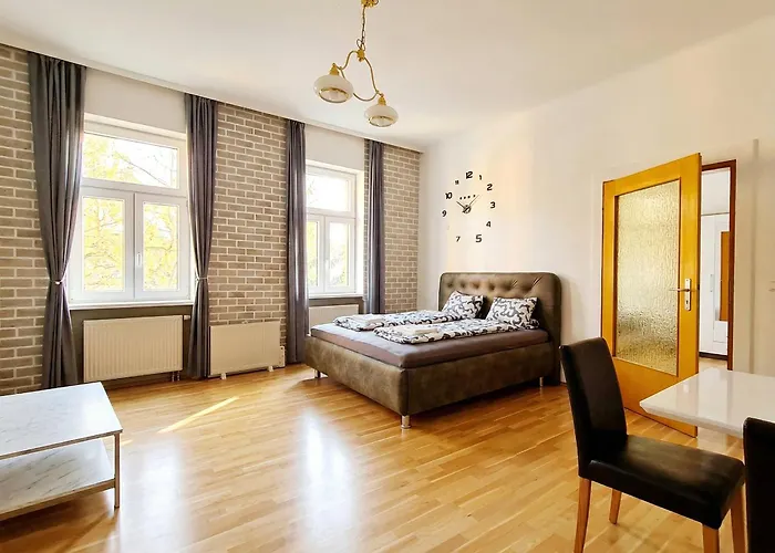Vienna's Simmering Area, Budget-friendly 2br With Wifi & Tv Viena
