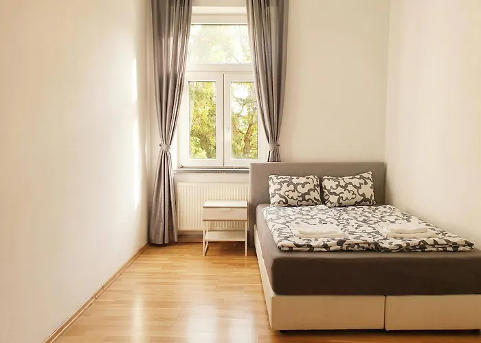 Vienna's Simmering Area, Budget-friendly 2br With Wifi & Tv Viena